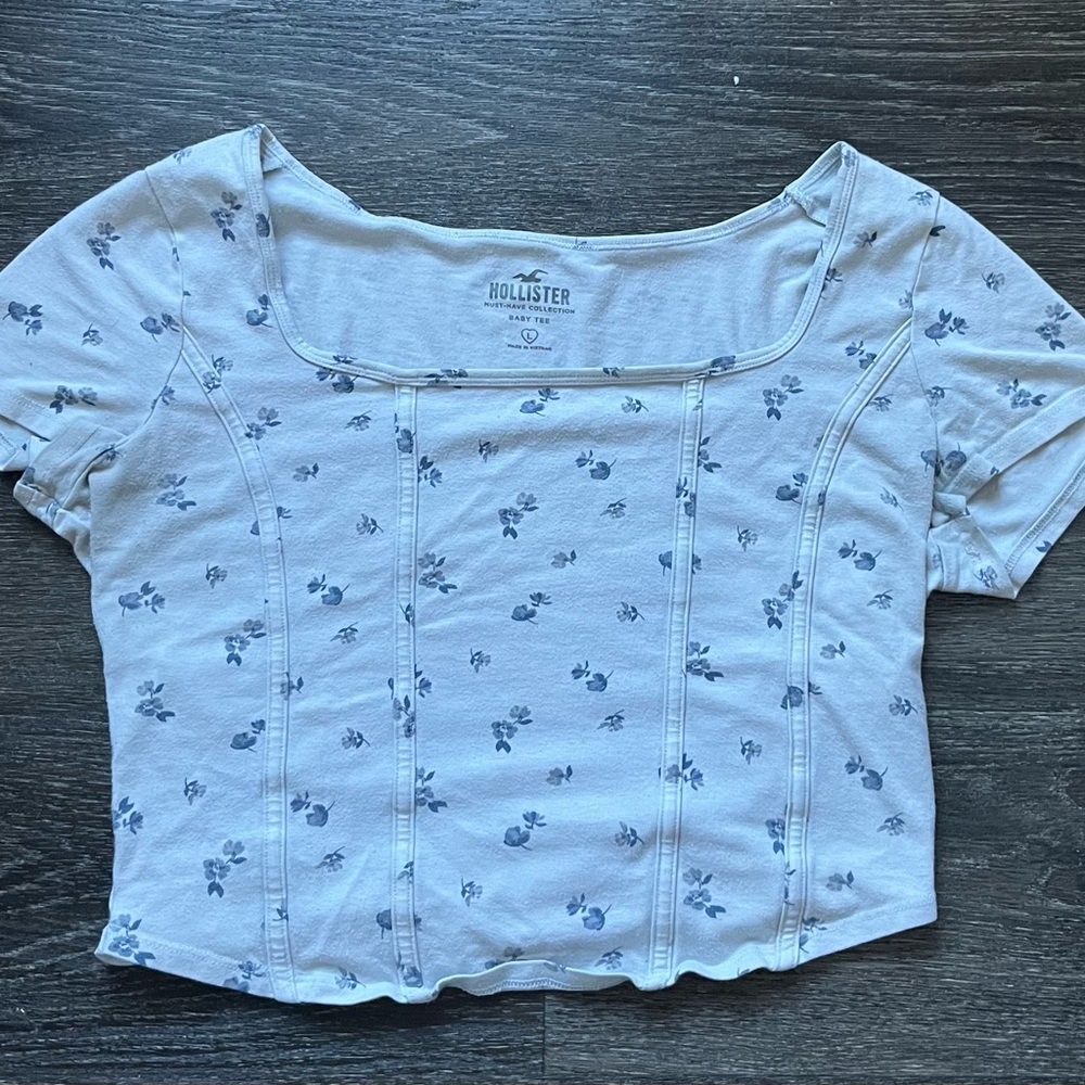 Hollister Blue Ribbed Crop Blouse